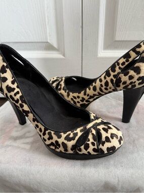 Leopard Print High Heel Pumps - Black & Cream Women’s Dress Shoes